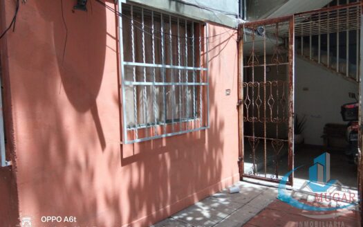 VENTA DE DEPARTAMENTO EN AGUA SANTA _PLANTA BAJA